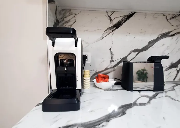 Daire Armando's House